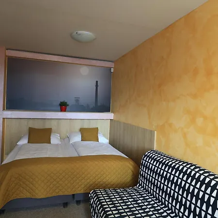 U Admirala Casa de hóspedes Kladno
