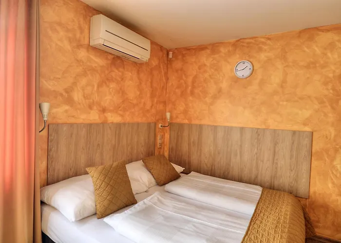 בית הארחה U Admirala קלדנו