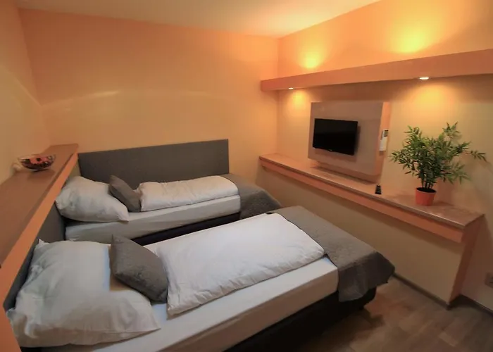 בית הארחה U Admirala קלדנו